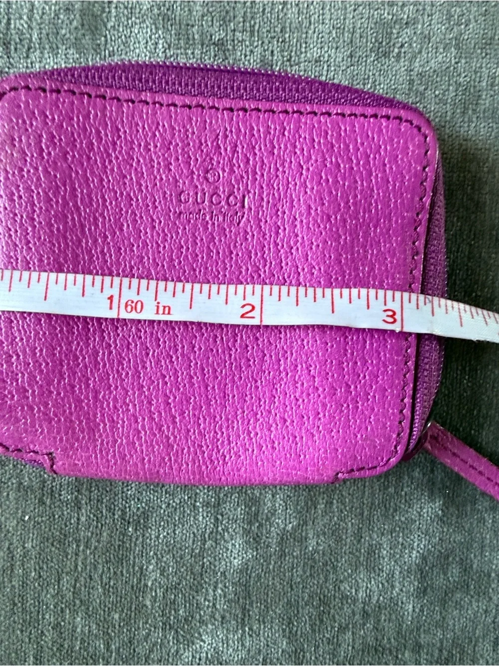 GucciSmall  Leather Zip-Around Wallet for money and change.Original Gucci. - Picture 5 of 7